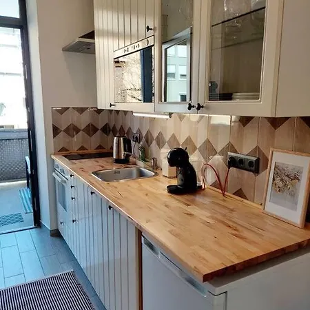 Gemuetliche Stadtwohnung In Klagenfurt Apartman *