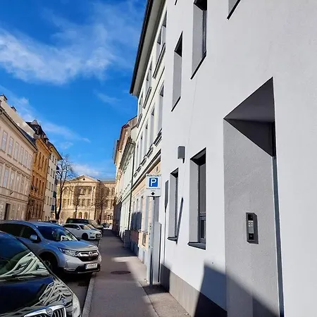 Gemuetliche Stadtwohnung In Klagenfurt *